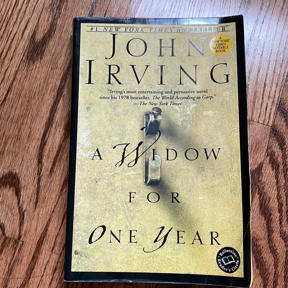 🎁 3/$15 - A Widow For One Year by John Irving